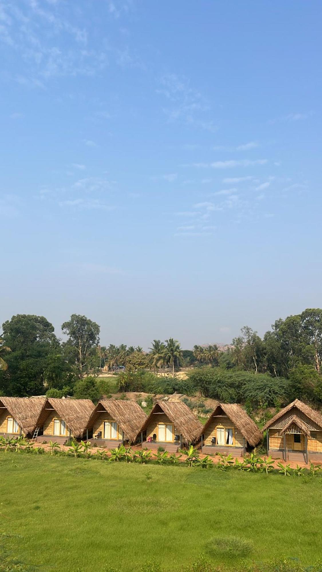 Tropical Hampi Hotel Exterior photo