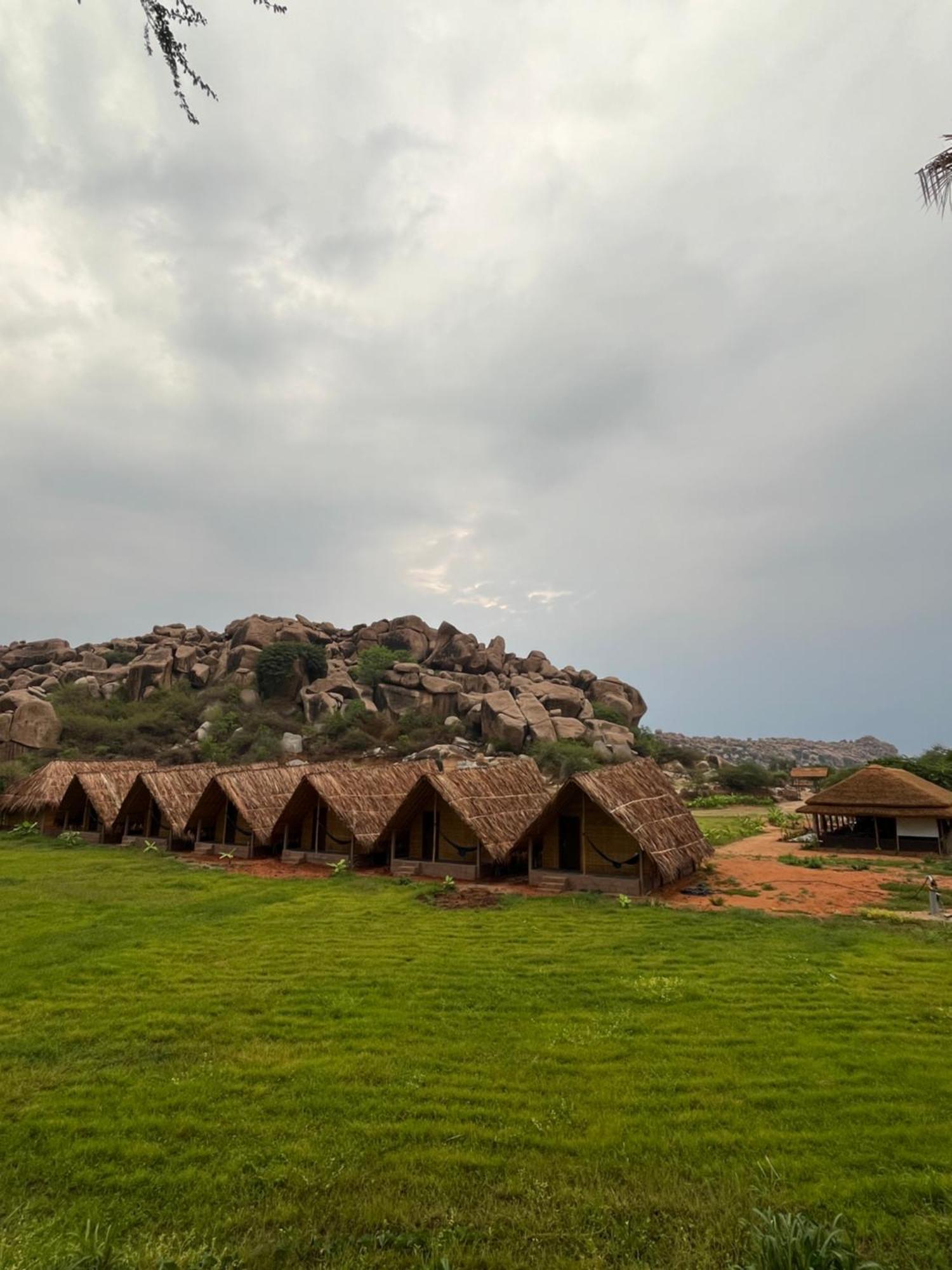 Tropical Hampi Hotel Exterior photo